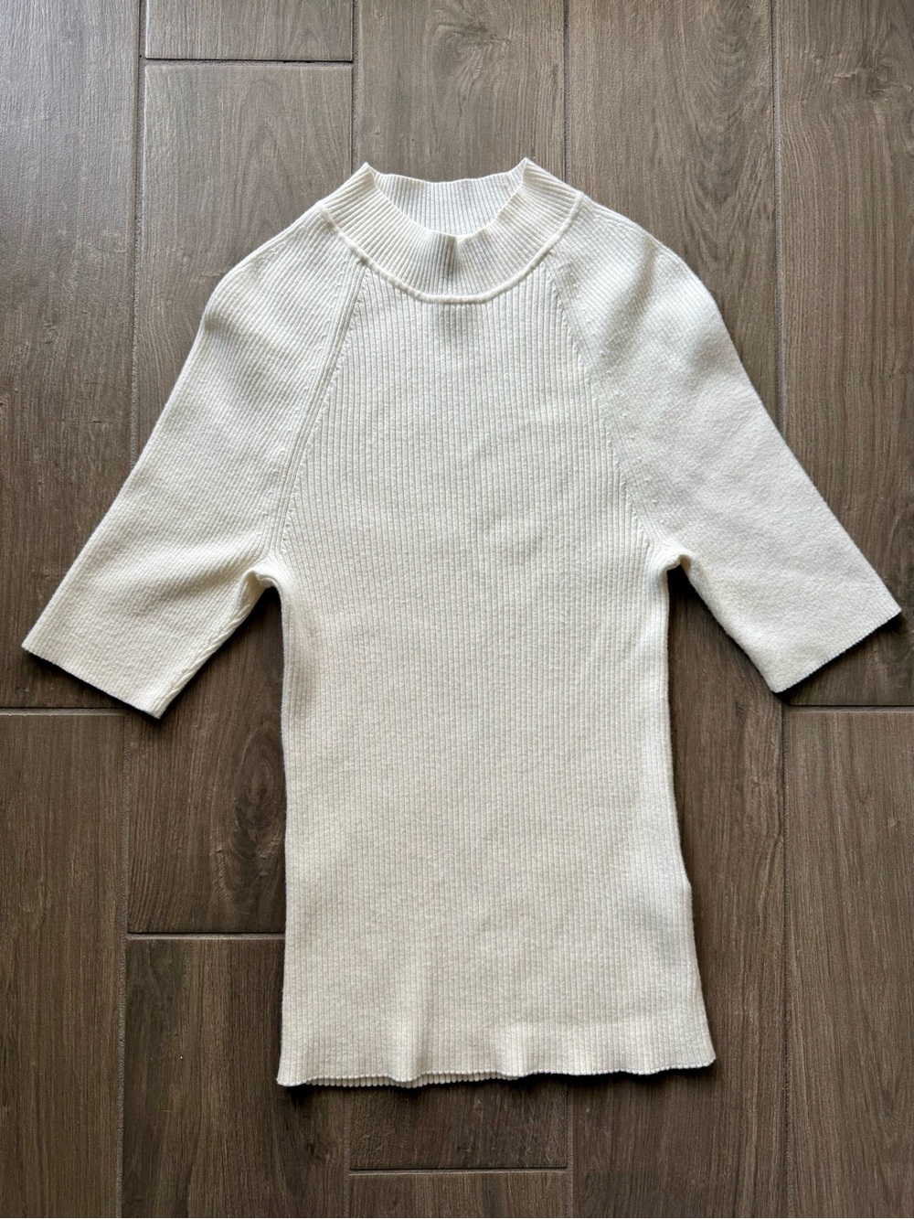 Banana Republic Cream Ribbed Short Sleeve Mock Neck Sweater Top